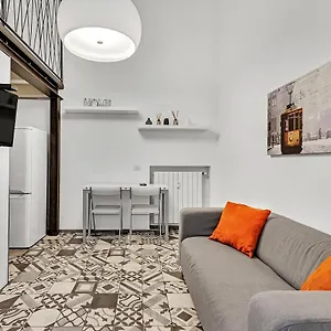 https://loft-sottocorno.italymilanhotels.net